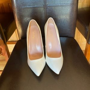 All White Pumps
